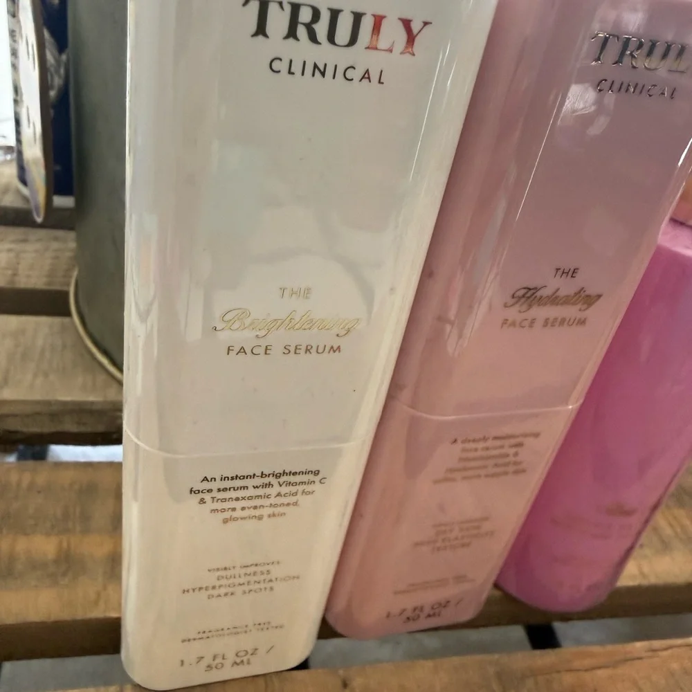 (3) TRULY Clinical Hydrating & Brightening Face Serums -plus cleanser - Picture 2 of 5